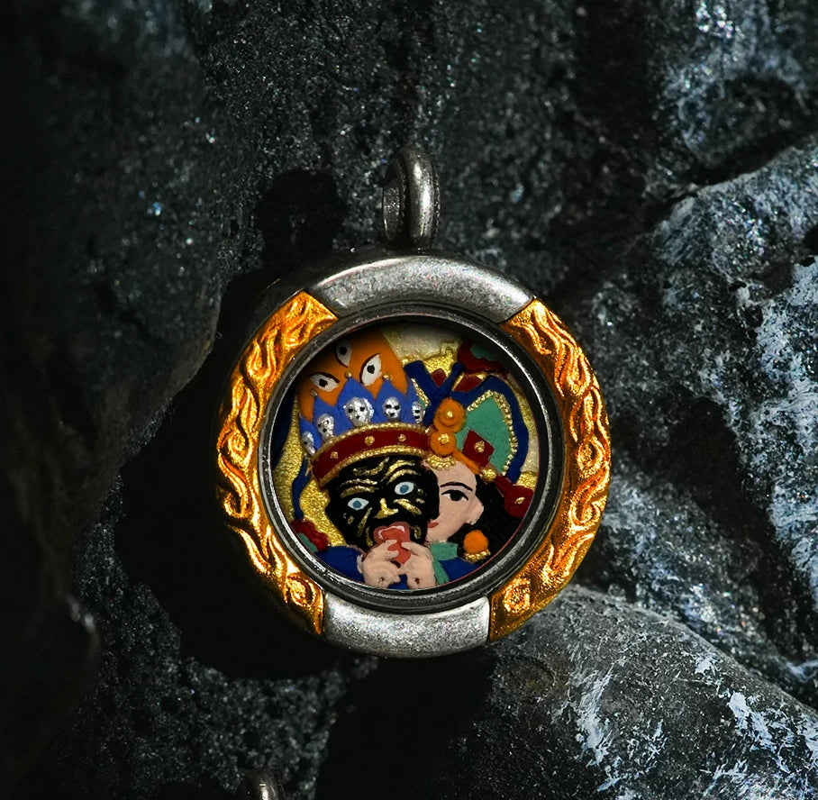 Thangka Paintings Retro Lotus Round Pendant