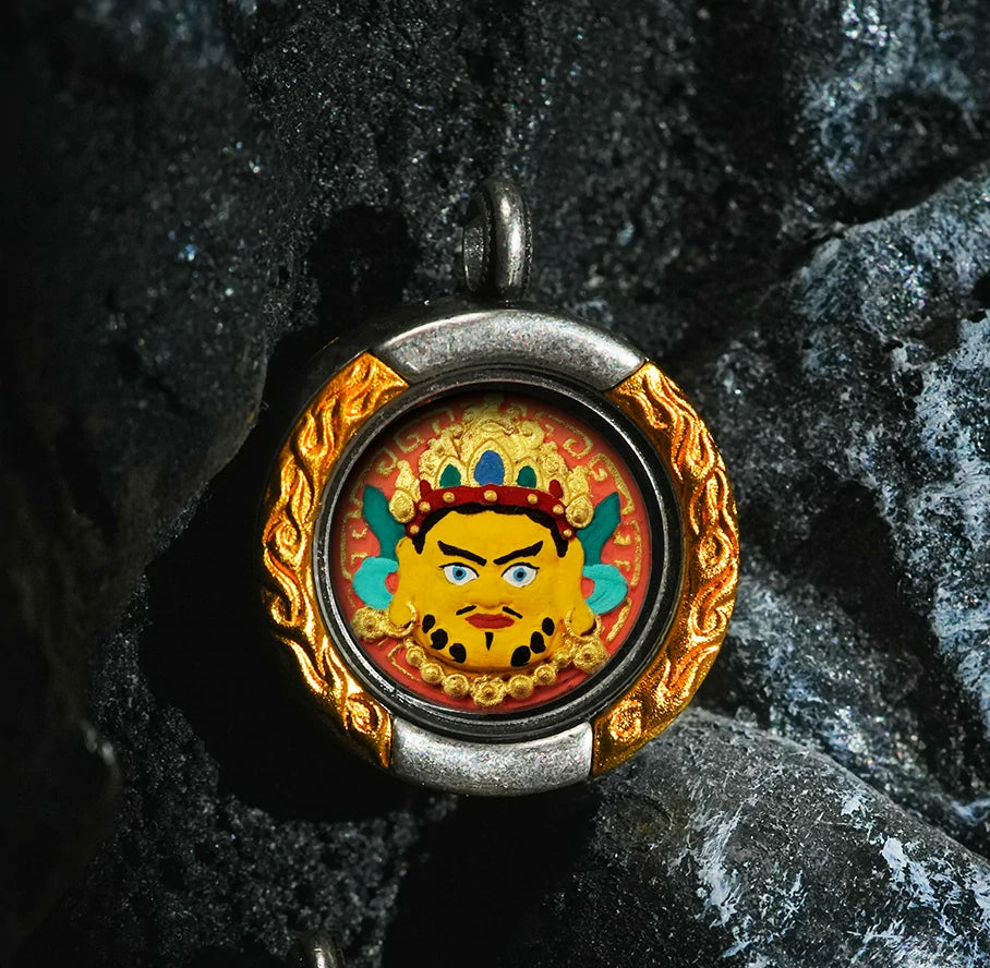 Thangka Paintings Retro Lotus Round Pendant