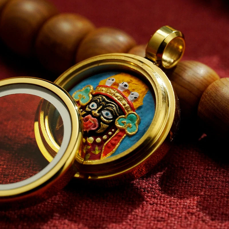 Thangka Paintings Exquisite Round Pendant