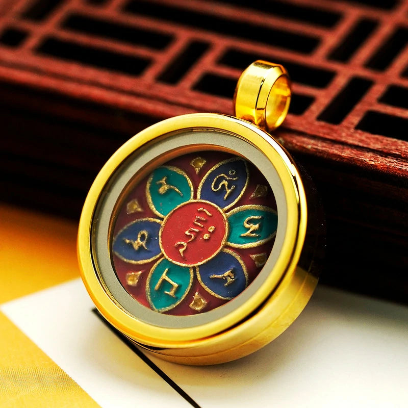 Thangka Paintings Exquisite Round Pendant